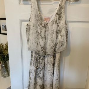 Flowy and stylish summer dress